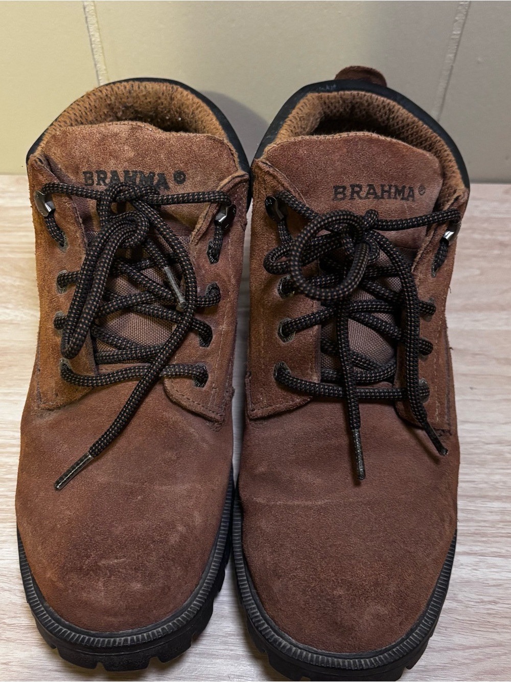 Brahma Brown Suede Lace-Up Women's Raven Boots Size 8.5